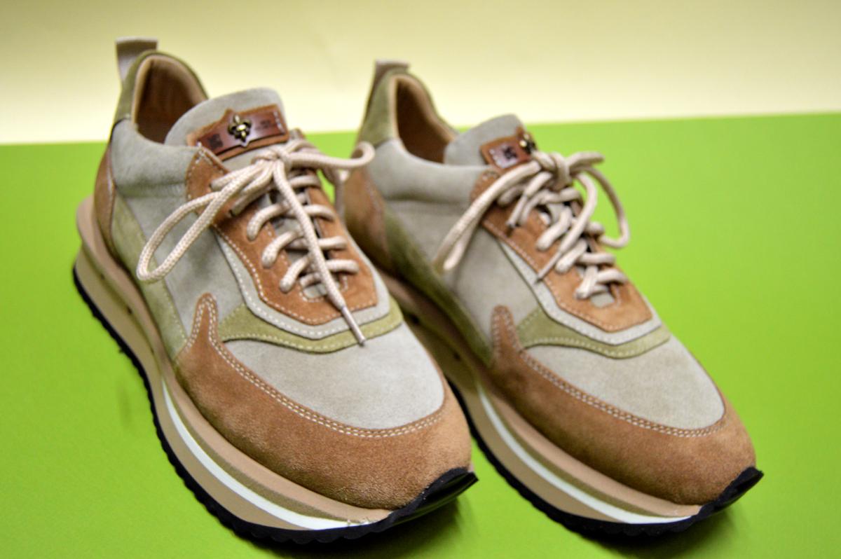 Кросівки жіночі Aquamarin замшеві р. 37 Бежево-зелений (94100550237) Кросівки жіночі Aquamarin замшеві р. 37 Бежево-зелений (94100550237)