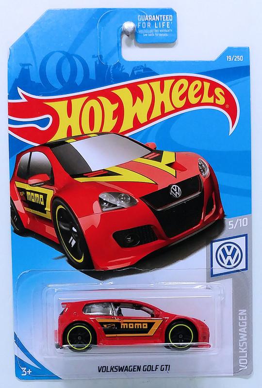 Игрушечная машинка Hot Wheels Volkswagen Golf GTI 2019 Volkswagen №019 MOMO (FYD58)