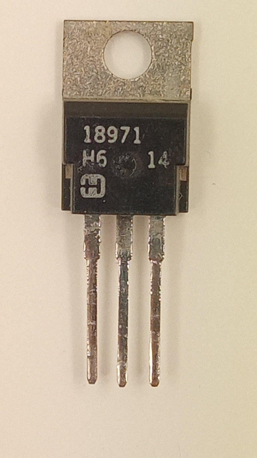 Транзистор BD242C H614 pnp 100V/3A/40W TO-220 (09960) Транзистор BD242C H614 pnp 100V/3A/40W TO-220 (09960)