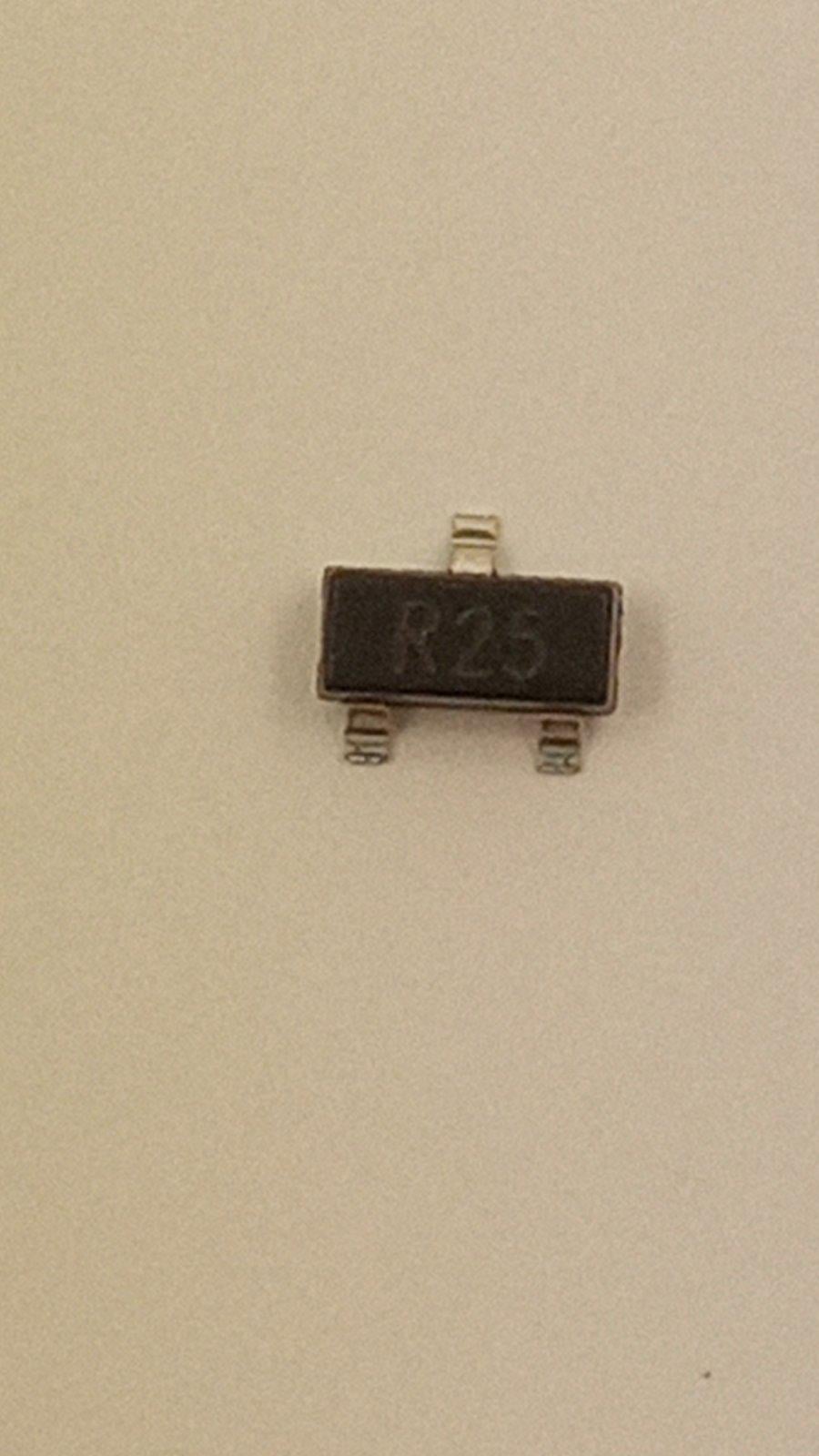 Транзистор 2SC3356 npn 12V 100mA 1GHz sot23-3 (25338)