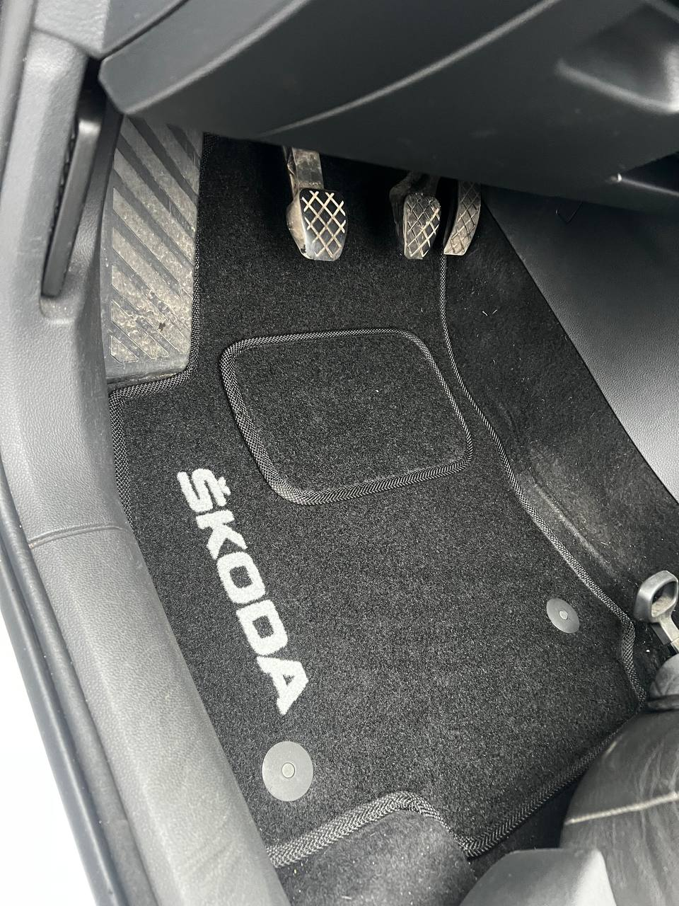 Коврики в салон ворсовые для Skoda Octavia A7 2012- BLCCR1563 5 шт. Черный (27326819)