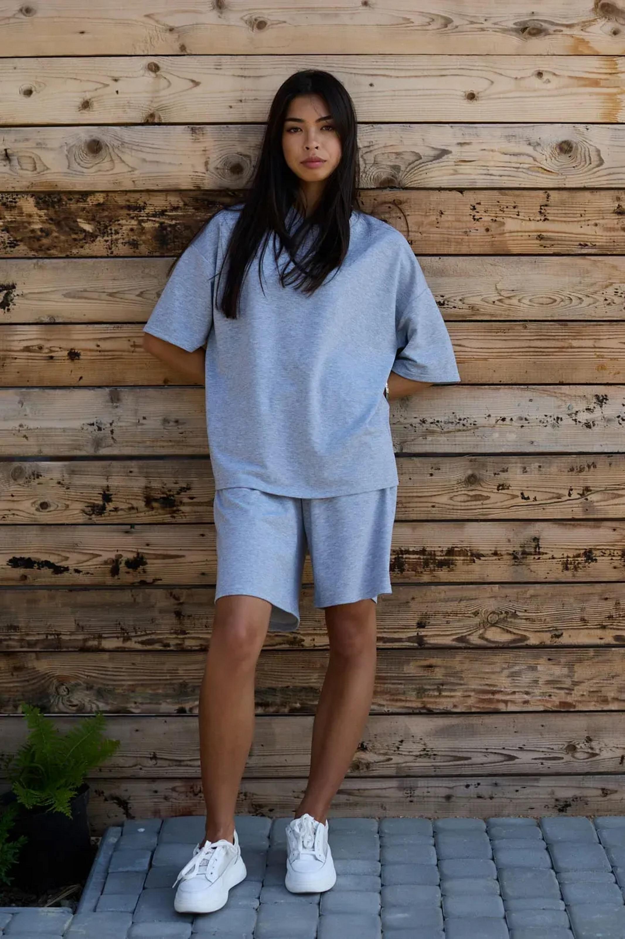 Костюм женский Seventeen футболка/шорты S-M Серый (104-1797.4801)