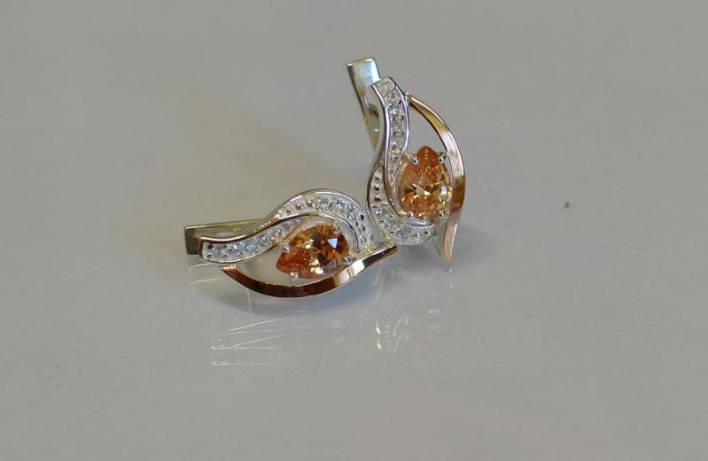 Серебряные серьги Sil с элементами золота 078s-9 Шампань (Sil-925)