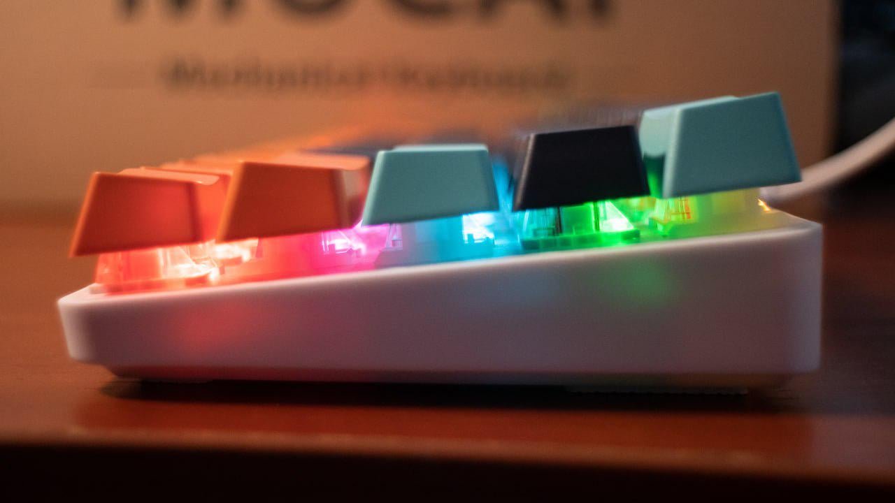 Клавиатура игровая механическая MUCAI MKA610 с красными переключателями 61 клавиша USB съемный кабель (27730416) - фото 2 Клавиатура игровая механическая MUCAI MKA610 с красными переключателями 61 клавиша USB съемный кабель (27730416) - фото 2