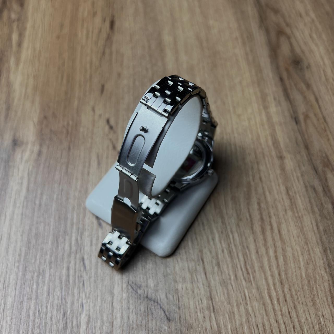 Годинник жіночий металевий Skmei з датою Сріблястий/Білий (z064-2) - фото 5 Годинник жіночий металевий Skmei з датою Сріблястий/Білий (z064-2) - фото 5