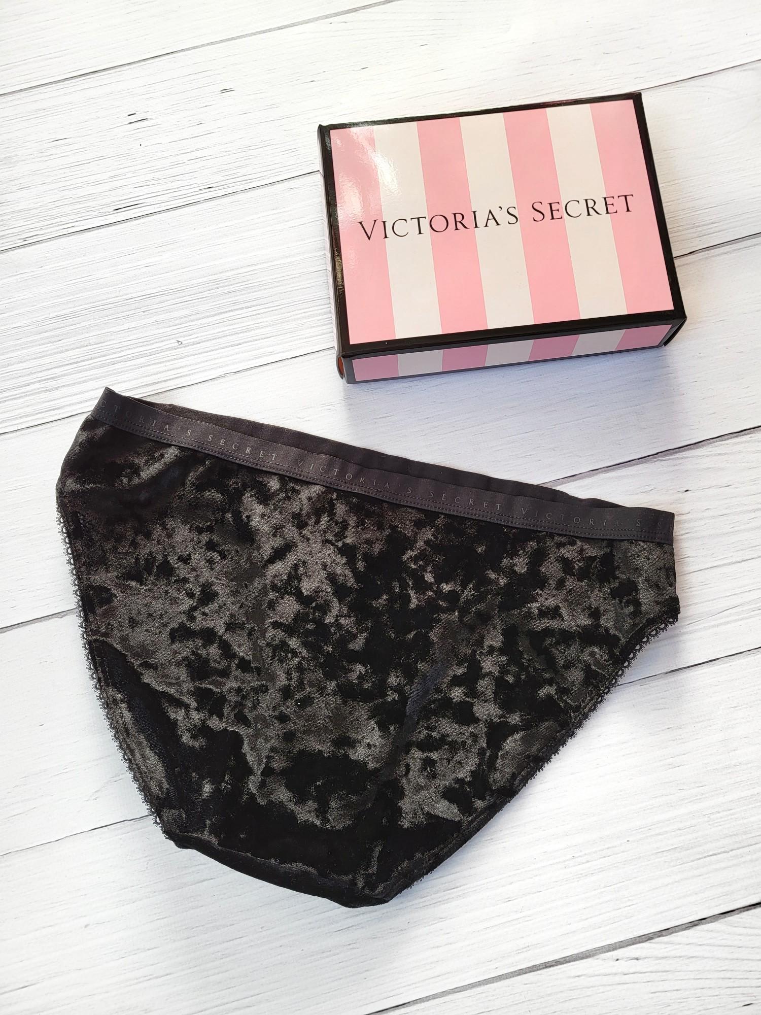 Жіночі трусики Victoria's Secret black velvet bikini panty А-505 M Чорний (55147696) - фото 6