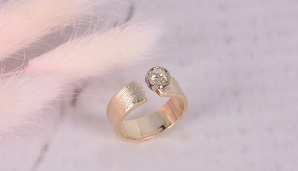 Кільце з жовтого та білого золота з фіанітом (1632404540)