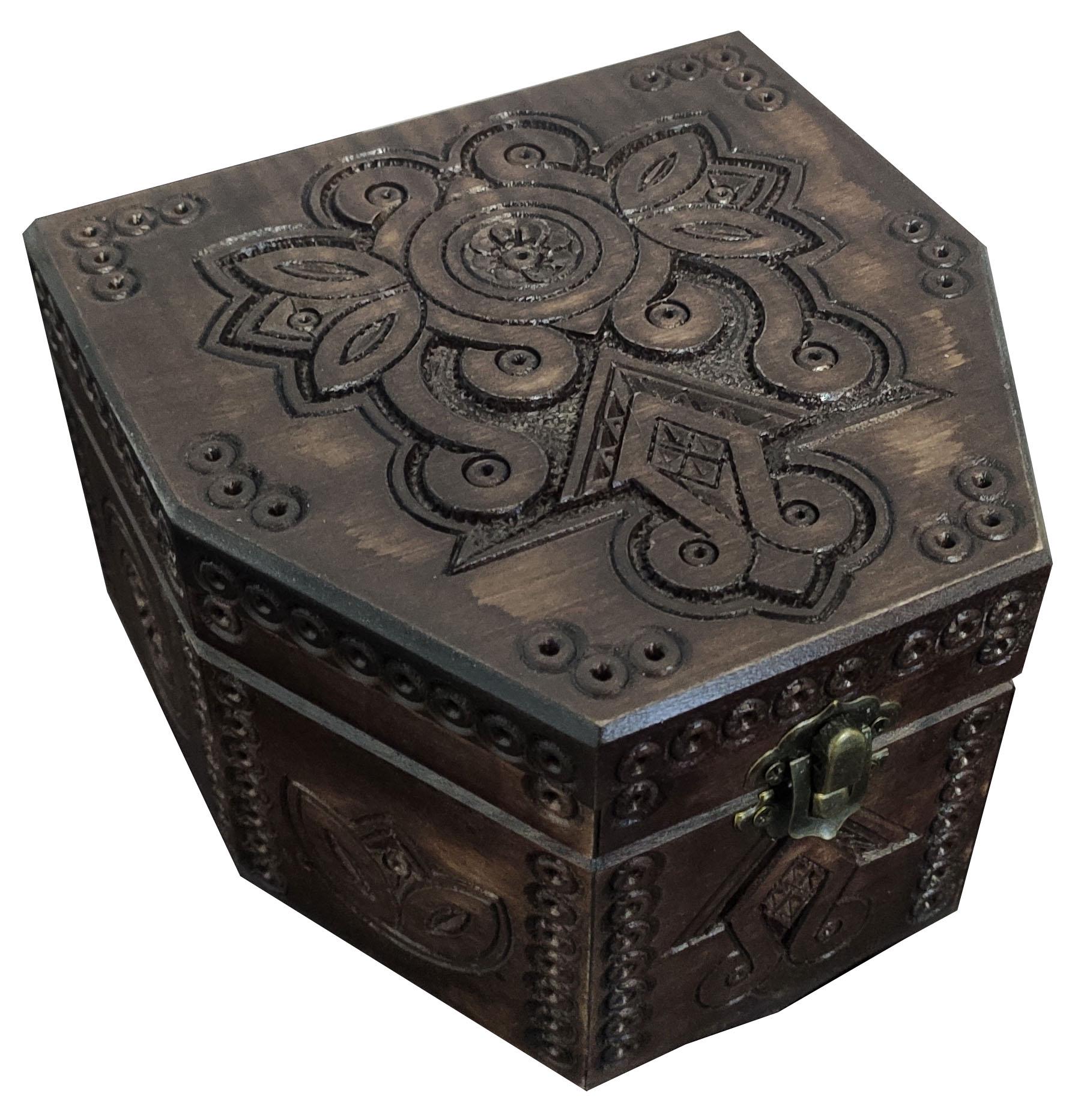 Ящик резной ручной работы 11х15x15 см (00114)