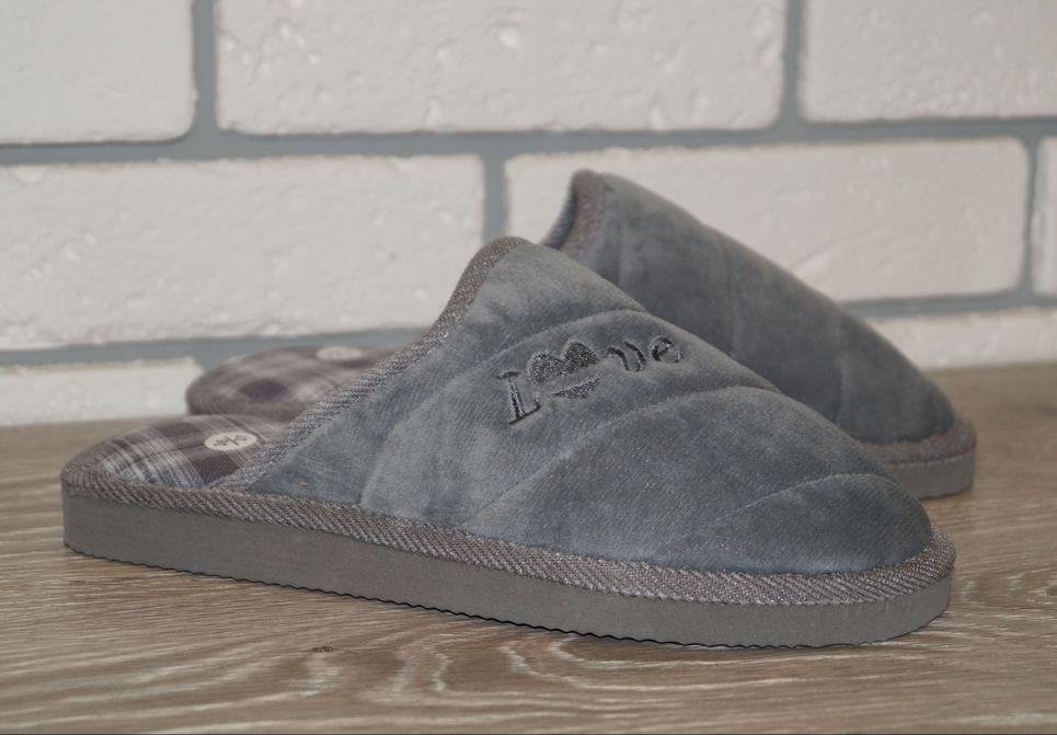 Тапочки комнатные женские NuoNuo р. 36/37 23,5 см Серый (31102-3637) Тапочки комнатные женские NuoNuo р. 36/37 23,5 см Серый (31102-3637)