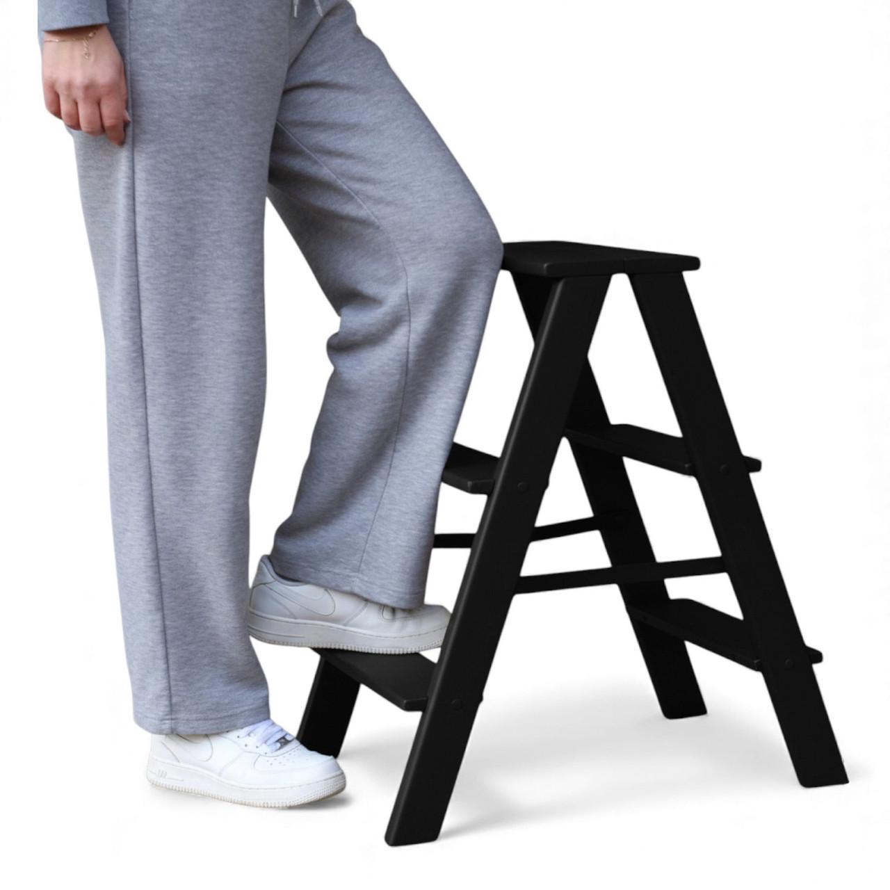Табурет-лестница деревянный Студія Дерева Вільха Вестерн бытовой двухсторонний 3 ступеньки Черный (31002875) - фото 2 Табурет-лестница деревянный Студія Дерева Вільха Вестерн бытовой двухсторонний 3 ступеньки Черный (31002875) - фото 2