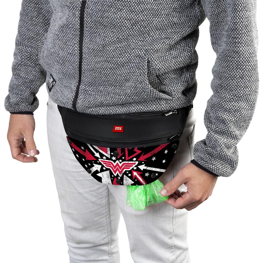 Поясна сумка Waudog Family для корму та аксесуарів Чудо-жінка 1 33x17x10 см Black-Red (1533-0158) - фото 4 Поясна сумка Waudog Family для корму та аксесуарів Чудо-жінка 1 33x17x10 см Black-Red (1533-0158) - фото 4