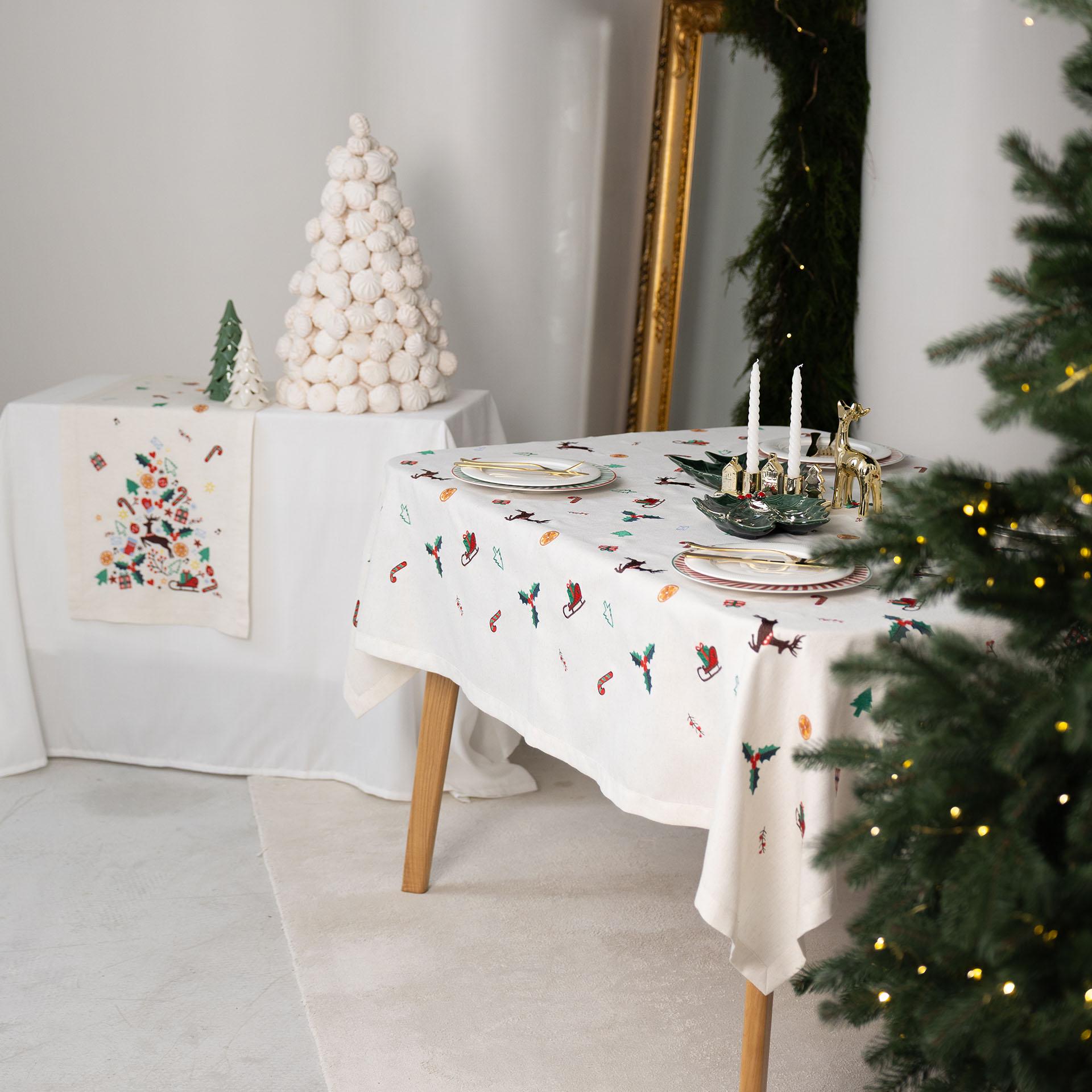Скатертина новорічна Едельвіка Різдвяна мелодія 2,30х1,55 м (556-25/00) - фото 4 Скатертина новорічна Едельвіка Різдвяна мелодія 2,30х1,55 м (556-25/00) - фото 4