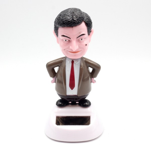 Фигура ООТВ Mr. Bean на солнечной батарее