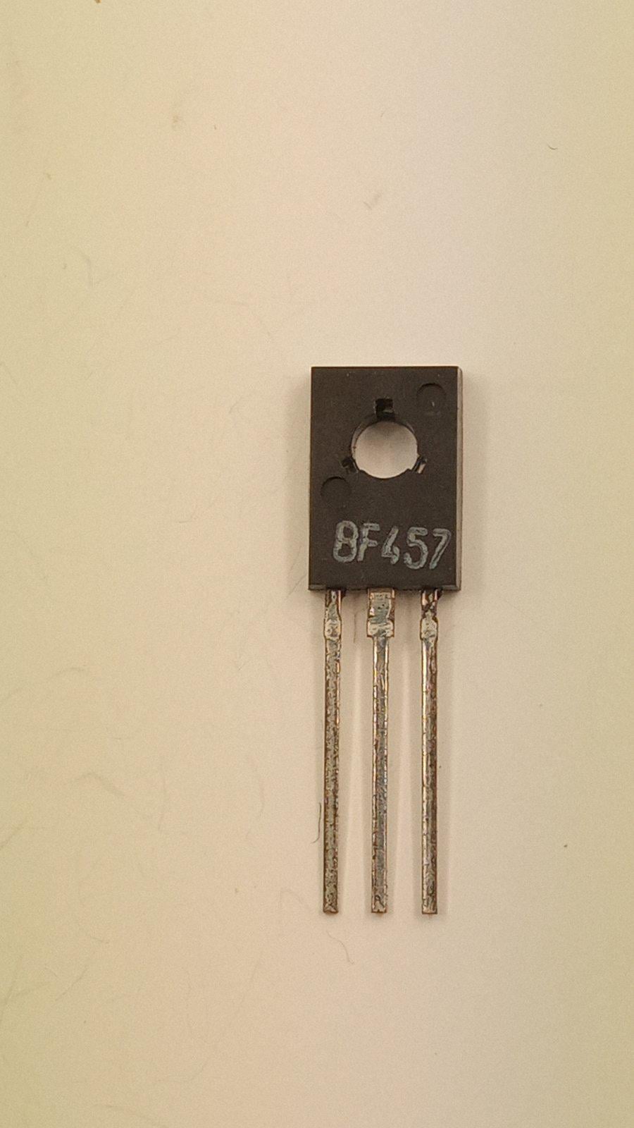Транзистор BF457 Vid-L/160V/0,1A/10W (28705) Транзистор BF457 Vid-L/160V/0,1A/10W (28705)