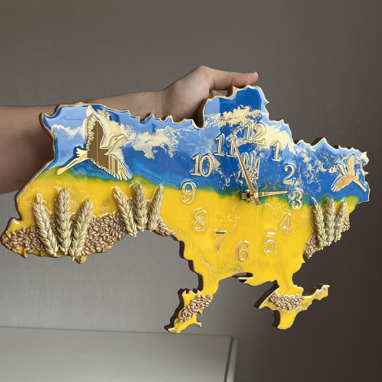 Часы настенные из эпоксидной смолы Карта Украины 70х45 см