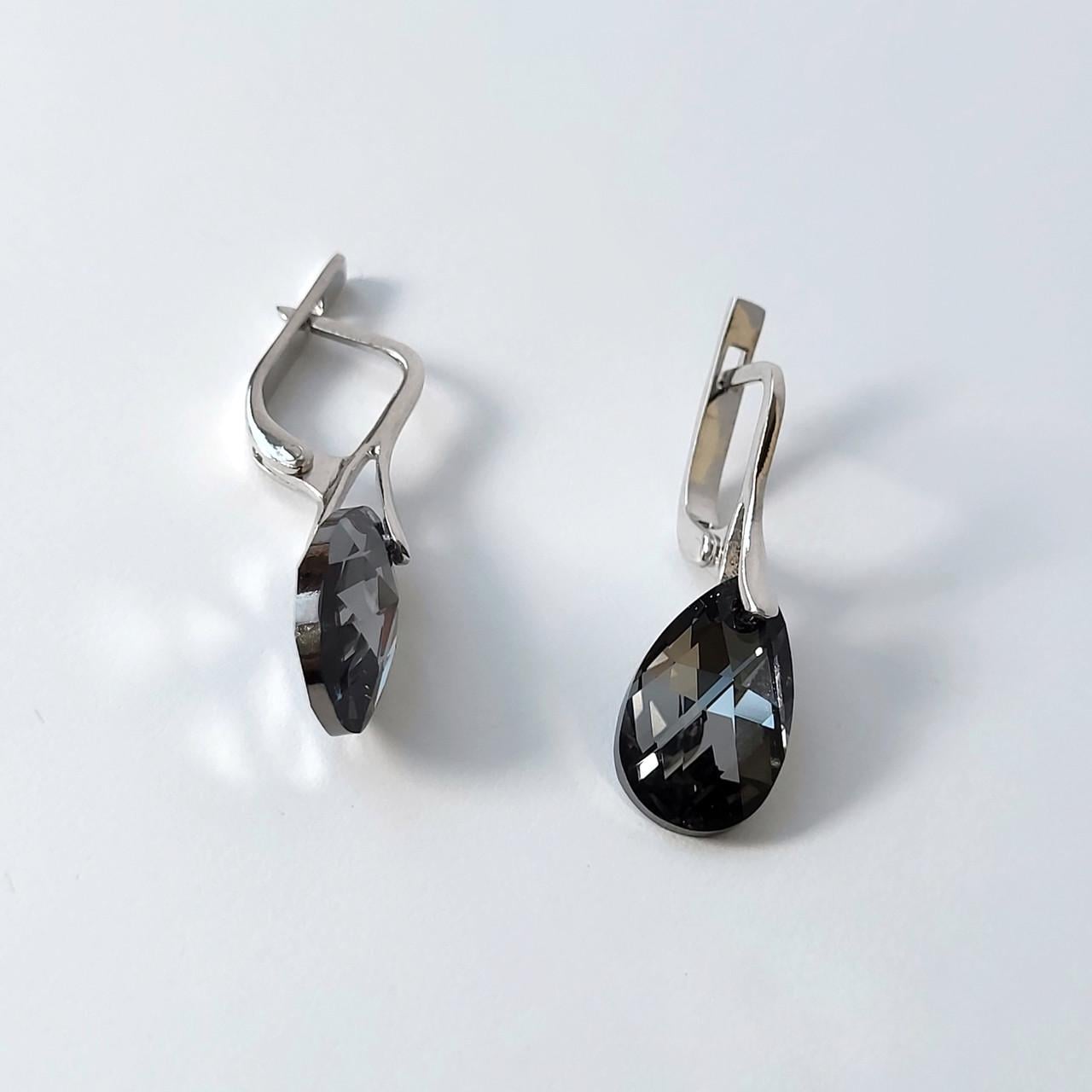 Серьги Капельки с камнями сваровски 925 пробы 3,60 г (5000р)