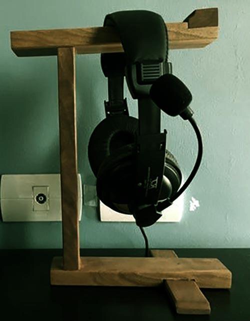 Стойка для наушников из дерева Джамал Мускат (НУП-006607)