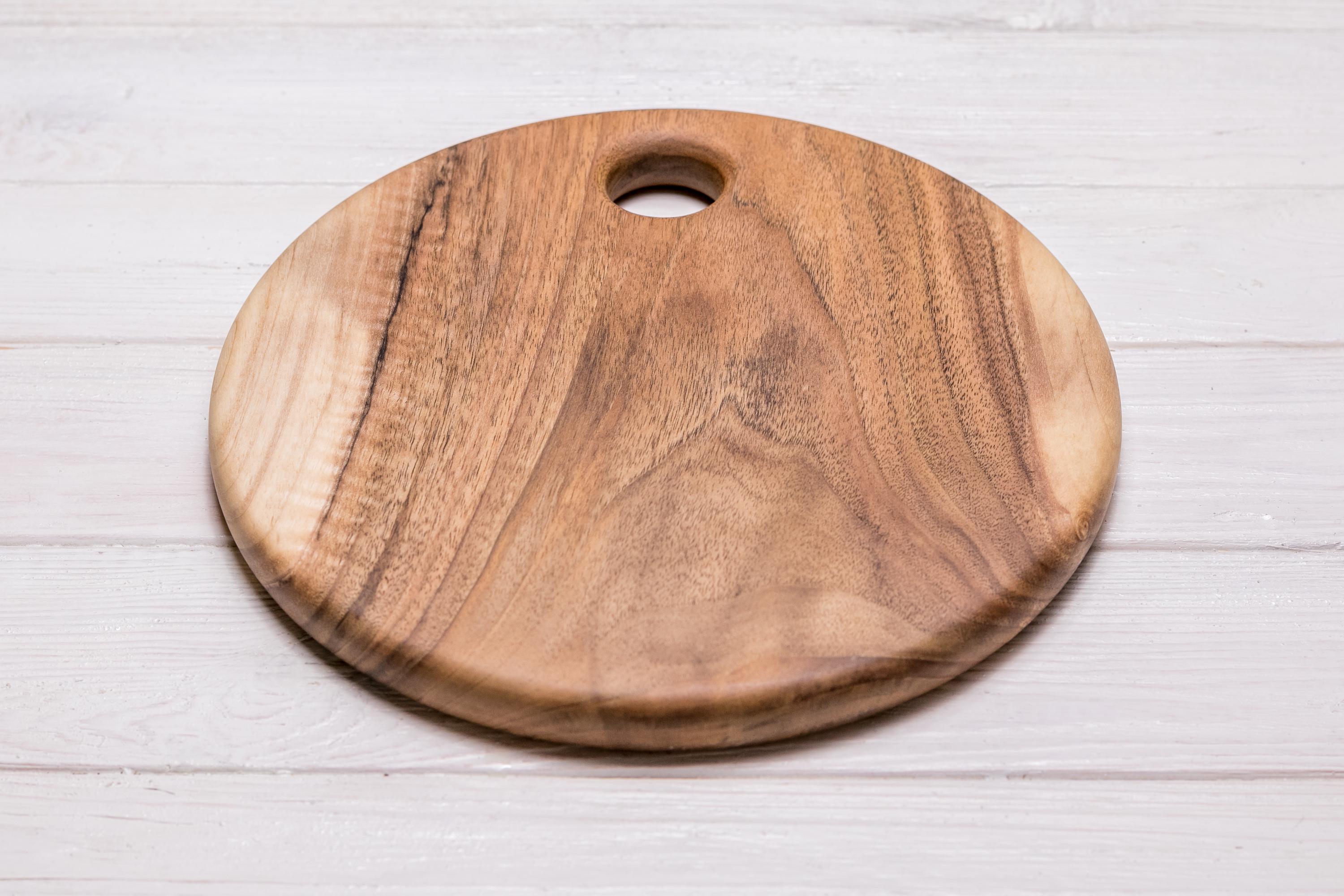 Доска EcоWalnut Круг кухонная ореховая для подачи нарезки M (EK-21.1)