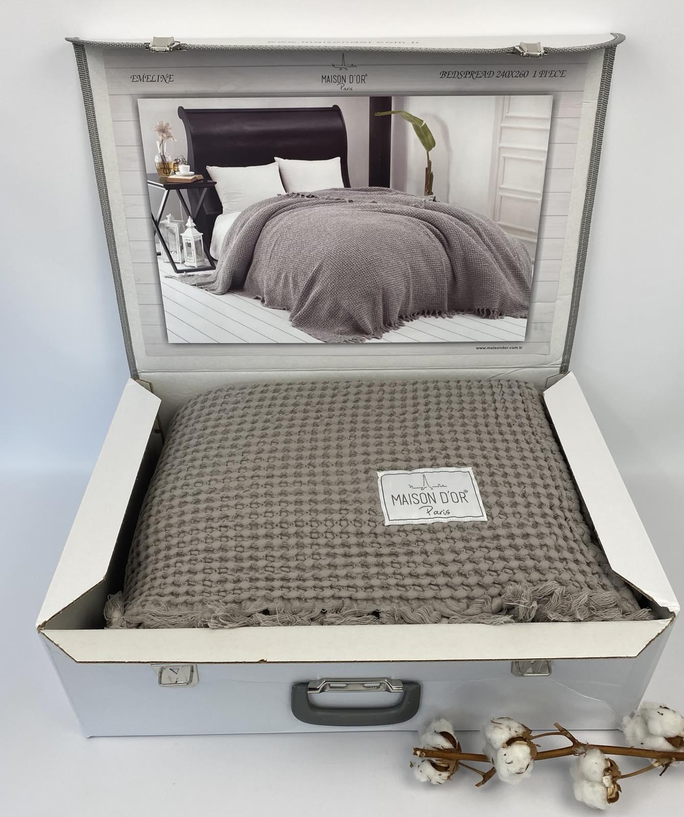 Покривало Maison D'or Emeline 180x220 см Beige (CN18874) - фото 1 Покривало Maison D'or Emeline 180x220 см Beige (CN18874) - фото 1