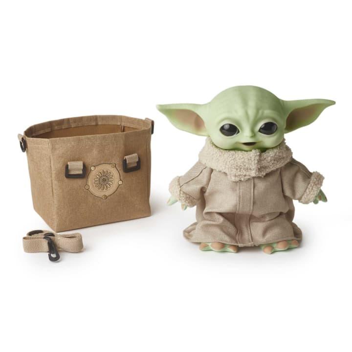 Фигурка для геймеров Star Wars the Mandalorian the Child Premium Plush Bundle 28 см (WST SW TM CP)
