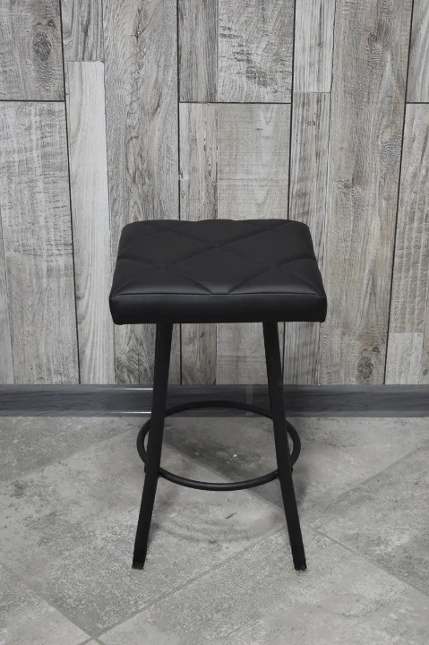 Табурет кухонний Tutty+ Ромб 30х30х45 см Чорний (28374430)