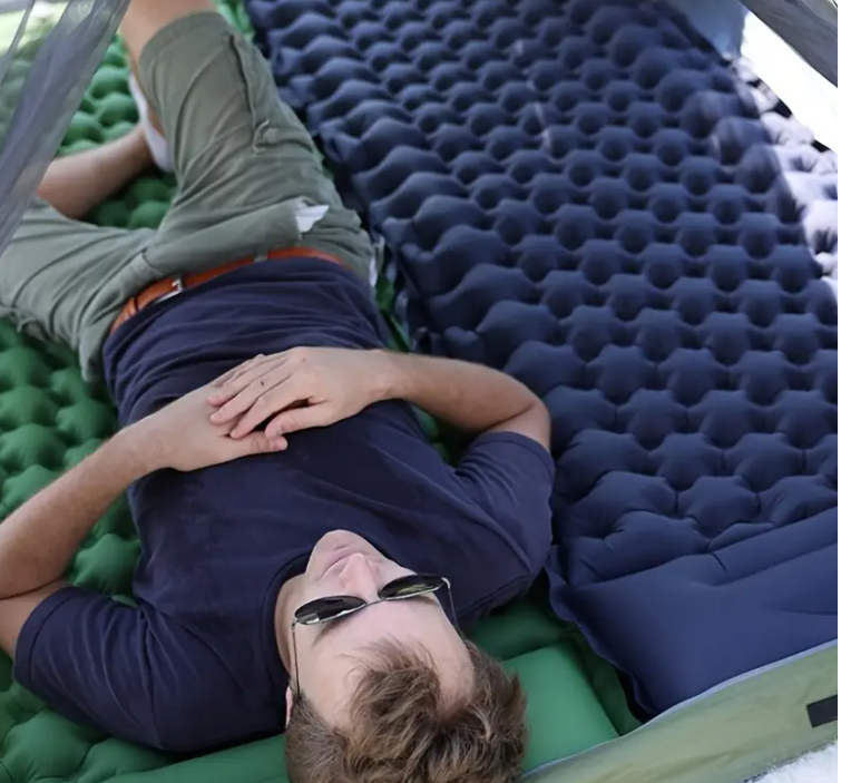 Килимок надувний з подушкою та з вбудованою системою накачування 200x70 см (1406) - фото 8