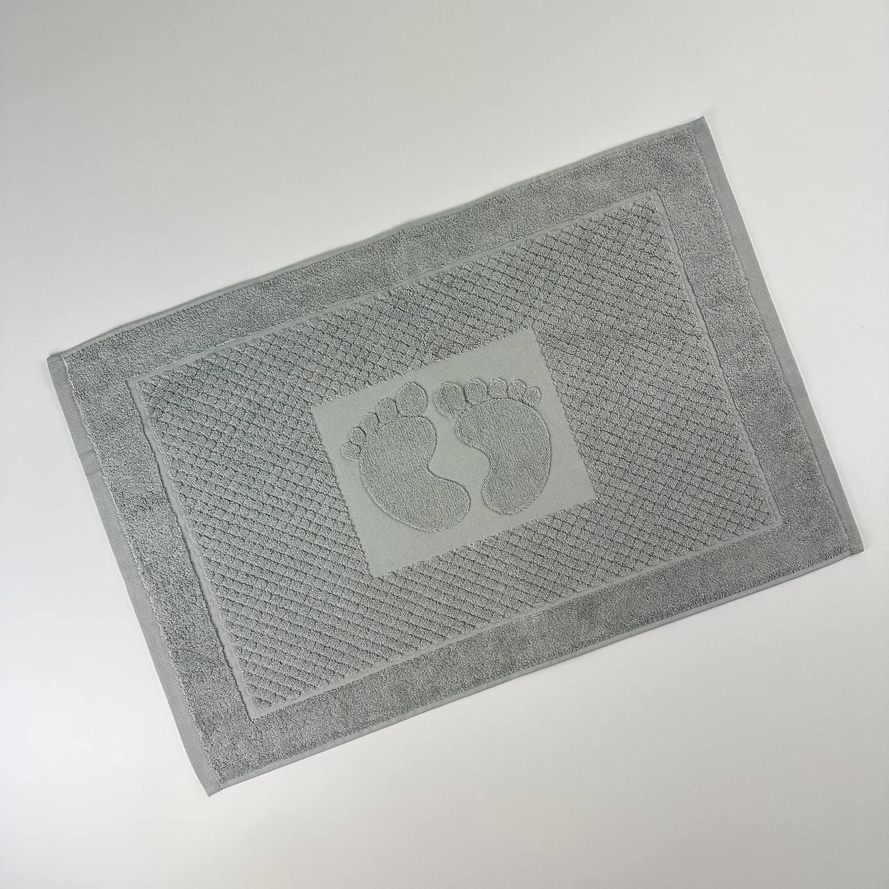 Полотенце жаккардовое для ног GM Textile 600 г/м2 50х70 см Светло-серый (600-70-lgrey)