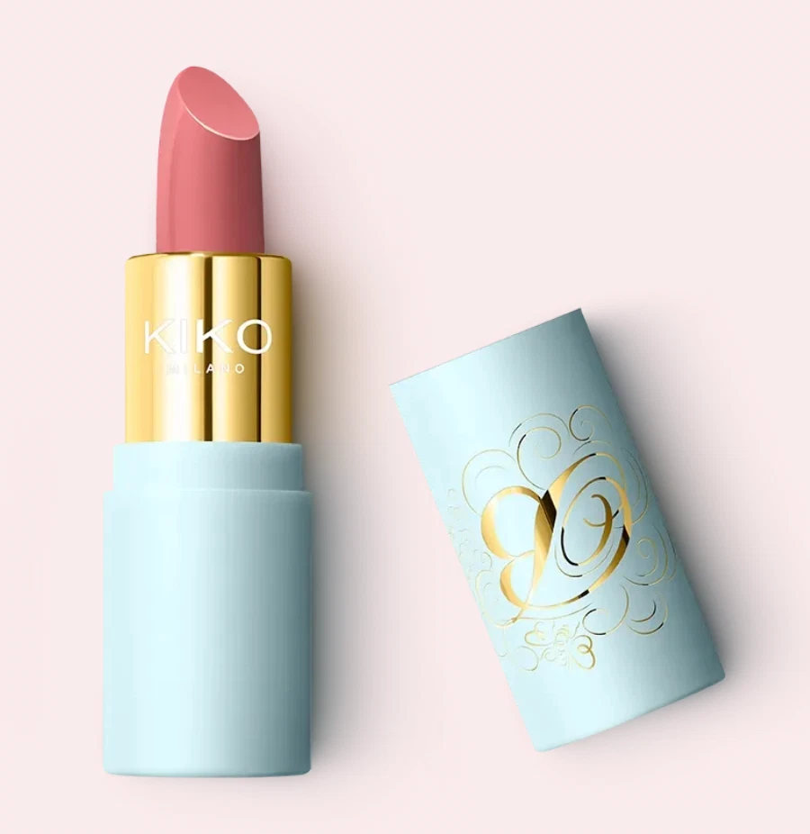 Помада губна Kiko Milano Bridgerton Ballroom Beauty Satin Shine Lipstick 03 Timeless Love 3,6 г (27615202)