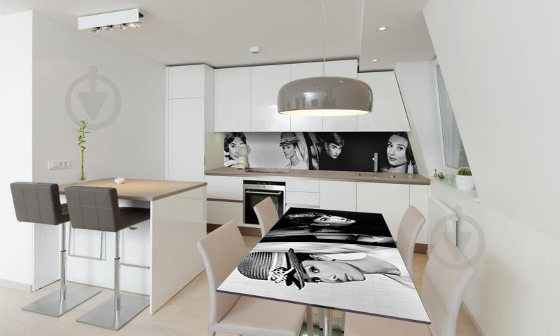 Наклейка вінілова на стіл Zatarga «Одрі Хепберн» 650х1200 мм Z180421/1st