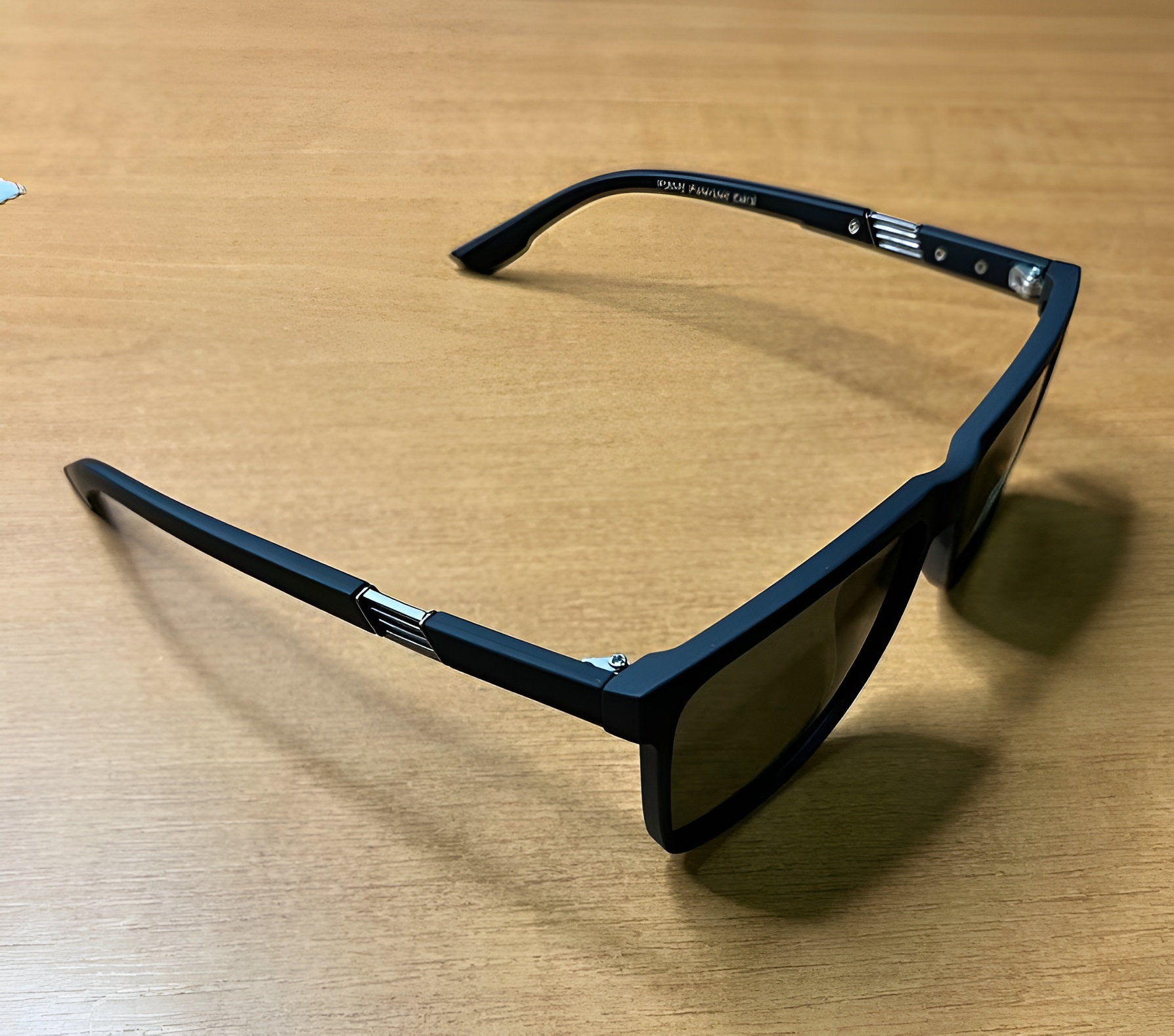 Сонцезахисні окуляри чоловічі Polaroid UV400 поляризаційні квадратні Чорний/G15 Зелений (ccdb0164) - фото 7