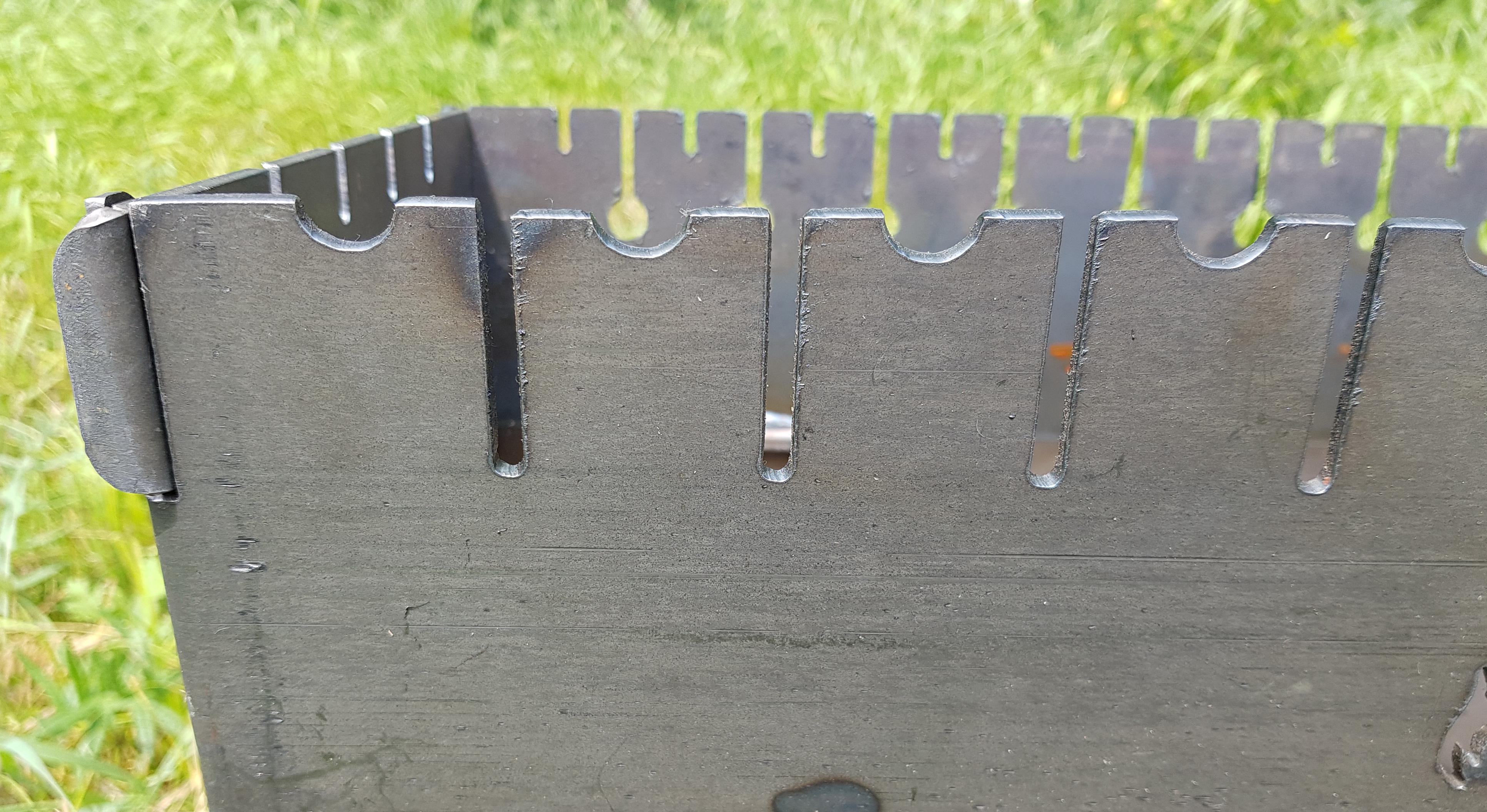 Мангал складной Вогник на 8 шампуров 3 мм (715) - фото 2 Мангал складной Вогник на 8 шампуров 3 мм (715) - фото 2