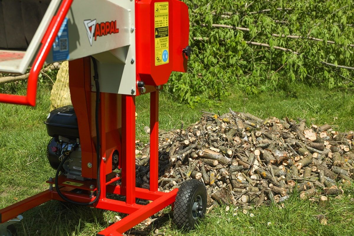 Подрібнювач гілок Arpal на шматки дров з бензиновим двигуном (АМ-80БД) - фото 18