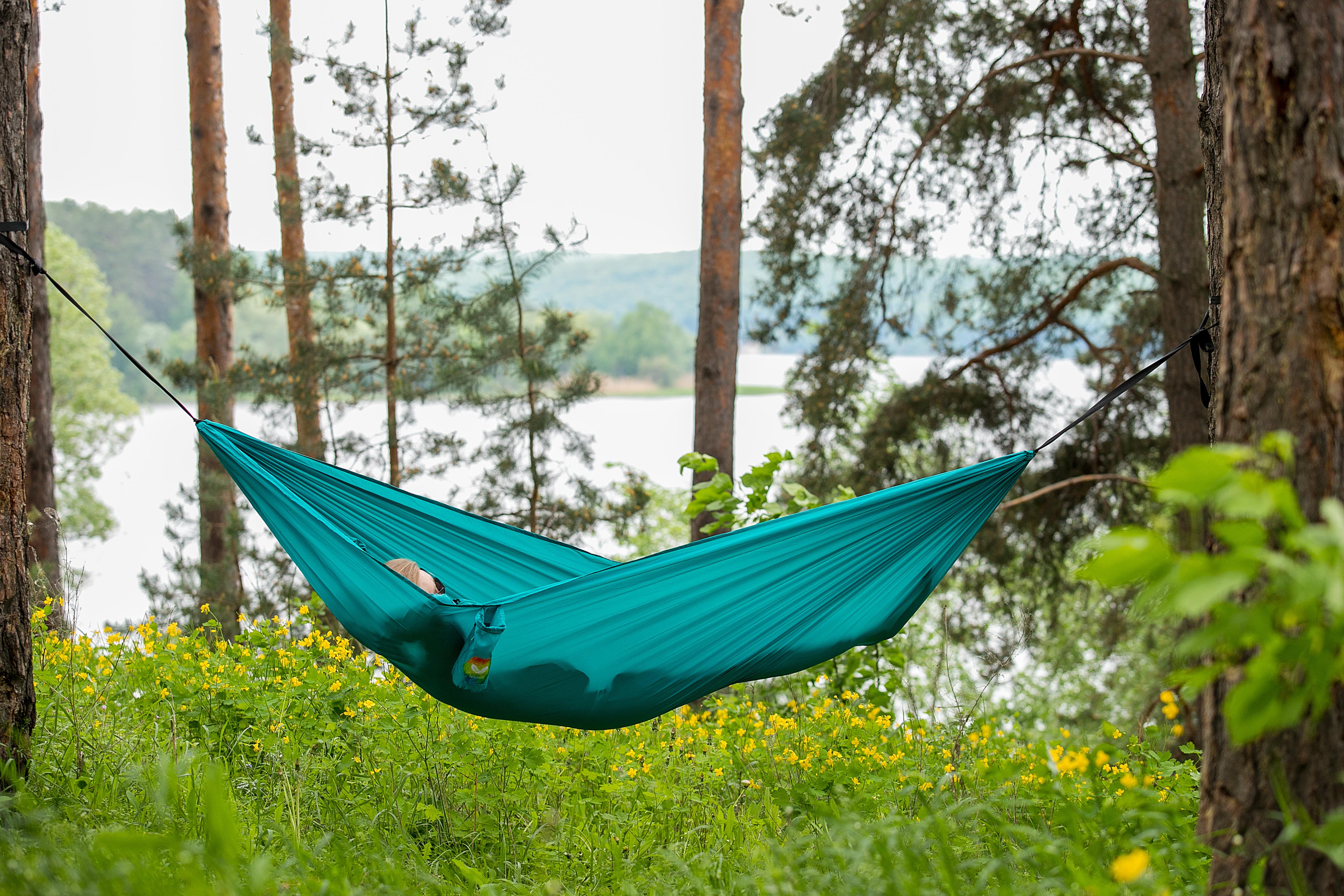 Гамак підвісний двомісний/туристичний Eco на 180 кг з чохлом та кріпленнями 300х145 Темно-синій - фото 2 Гамак підвісний двомісний/туристичний Eco на 180 кг з чохлом та кріпленнями 300х145 Темно-синій - фото 2