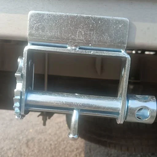 Натяжитель троса для фиксации тентовых держателей на кузове грузовика (C01391) - фото 4 Натяжитель троса для фиксации тентовых держателей на кузове грузовика (C01391) - фото 4