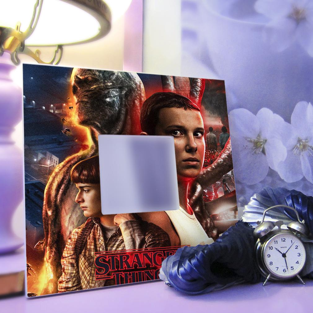 Зеркало декоративное с фото Сериал Очень ''Странные дела'' 260х260 мм (M04665) - фото 3 Зеркало декоративное с фото Сериал Очень ''Странные дела'' 260х260 мм (M04665) - фото 3