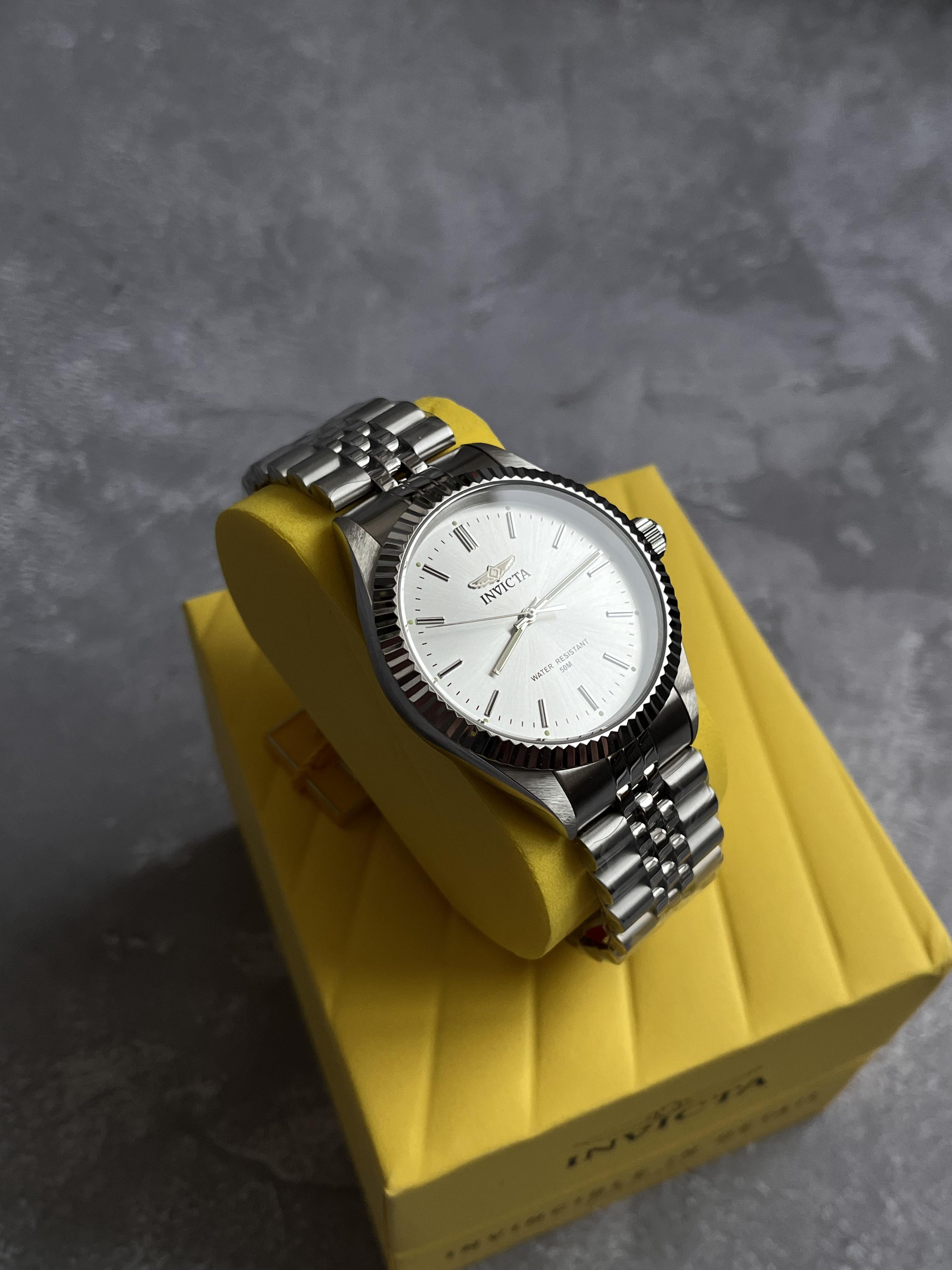 Наручний годинник Invicta 29373 (13546895) - фото 4 Наручний годинник Invicta 29373 (13546895) - фото 4