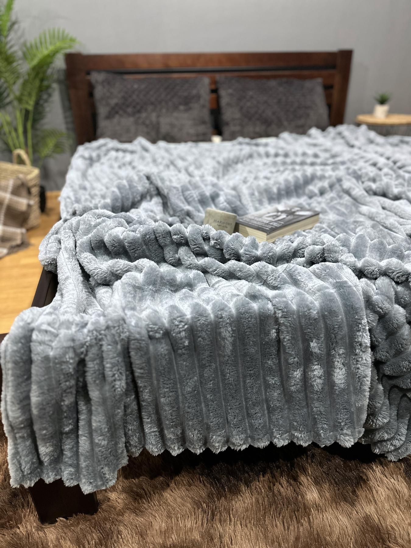 Покрывало Королевский шарпей евро 200х220 см Серый