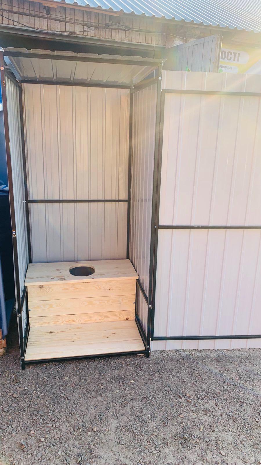 Дачный туалет из металлопрофиля с деревянным сиденьем 0,97х0,97х2,09м разборной