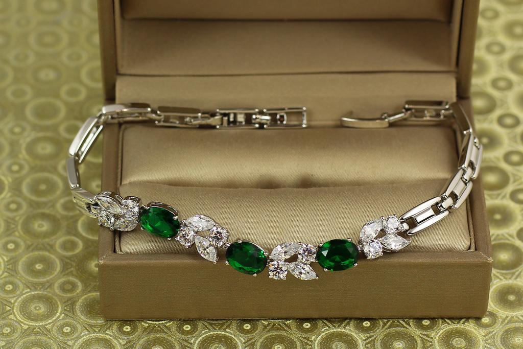 Браслет Xuping Jewelry Звездопад с зелеными камнями 17,5 см Серебристый (31115920)