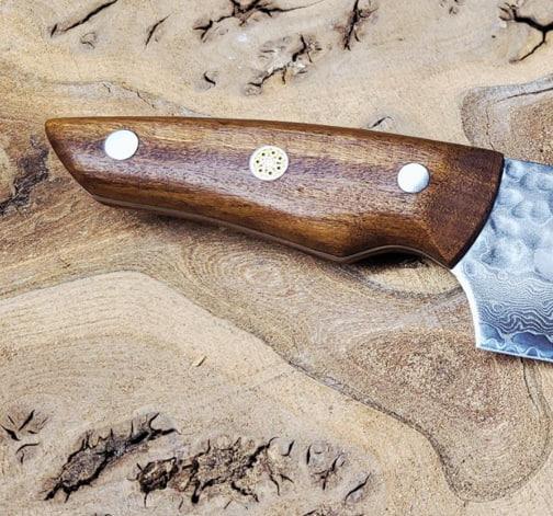 Кухонный нож кованый японский из дамасской стали с кожаным чехлом - фото 2 Кухонный нож кованый японский из дамасской стали с кожаным чехлом - фото 2