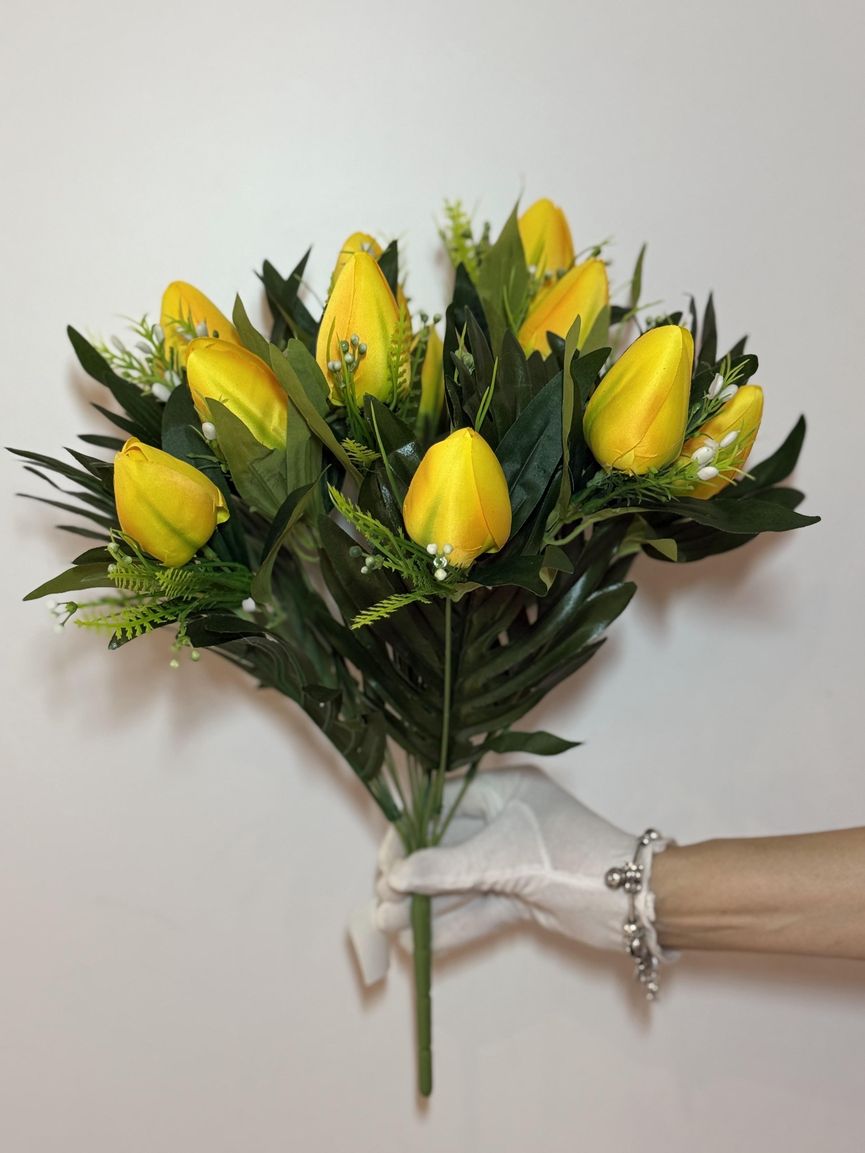 Штучний букет тюльпанів 12 голів 47 см - фото 3