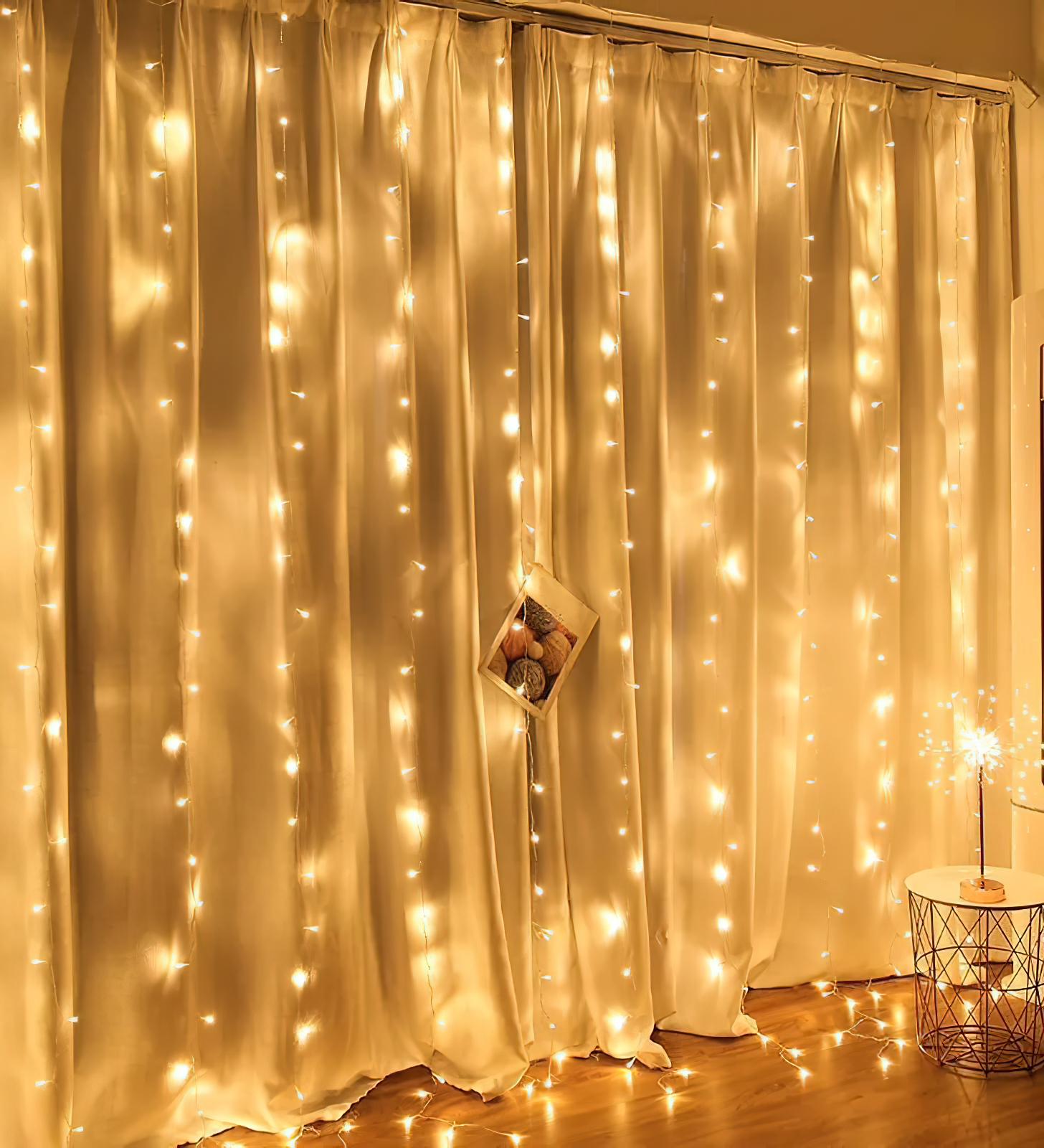 Светодиодная гирлянда штора-водопад Xmas 320-WW Led 3х1,8 м Теплый белый (1008897-Other) Светодиодная гирлянда штора-водопад Xmas 320-WW Led 3х1,8 м Теплый белый (1008897-Other)