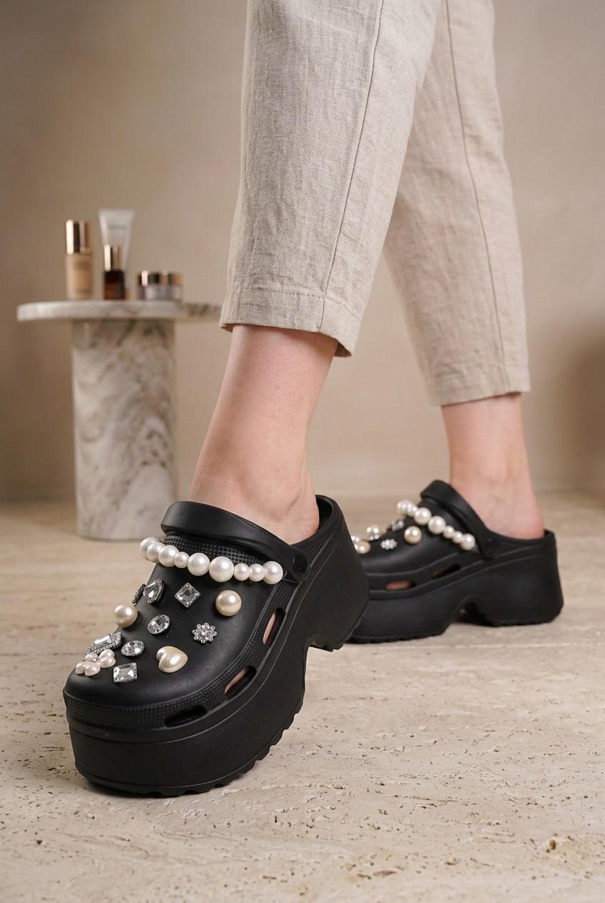 Кроксы женские Horoso 348134 на платформе с джибитсами р. 38/39 Черный