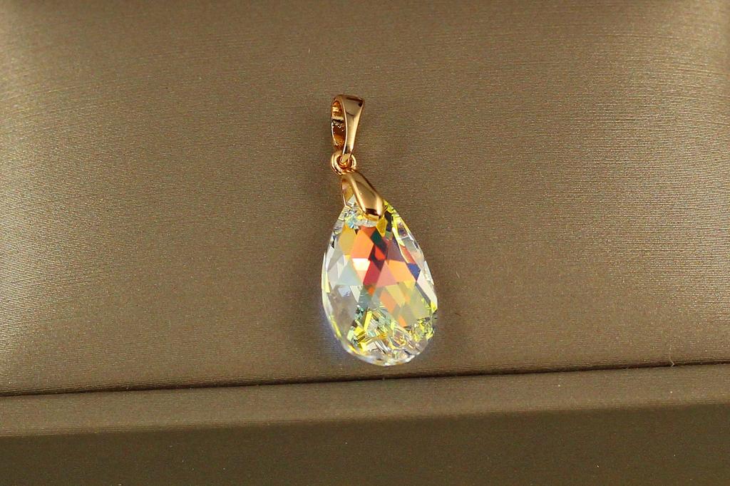 Кулон Xuping Jewelry капля Сваровски желтый хамелеон 2 см Золотистый (26857019)