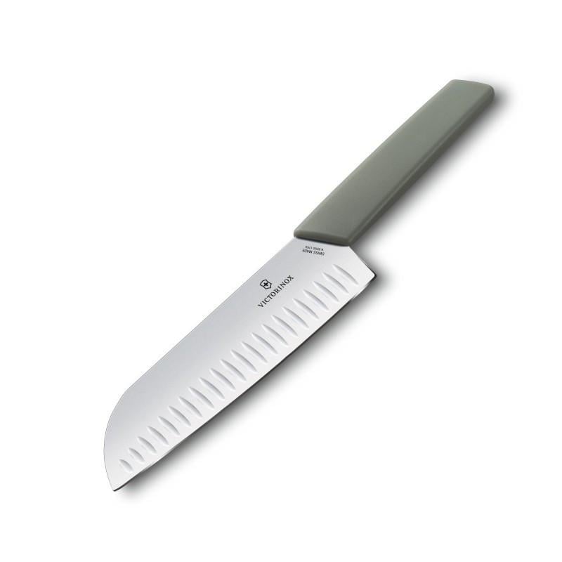 Нож Santoku Victorinox SwissClassic для универсального использования 17 см Зеленый (583719) Нож Santoku Victorinox SwissClassic для универсального использования 17 см Зеленый (583719)