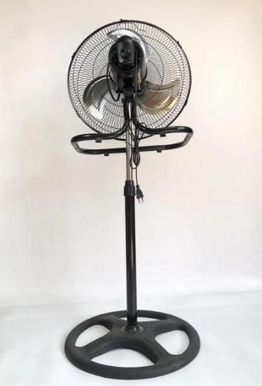 Вентилятор Wimpex 1807 з 3 швидкостями Чорно-сріблястий - фото 3 Вентилятор Wimpex 1807 з 3 швидкостями Чорно-сріблястий - фото 3