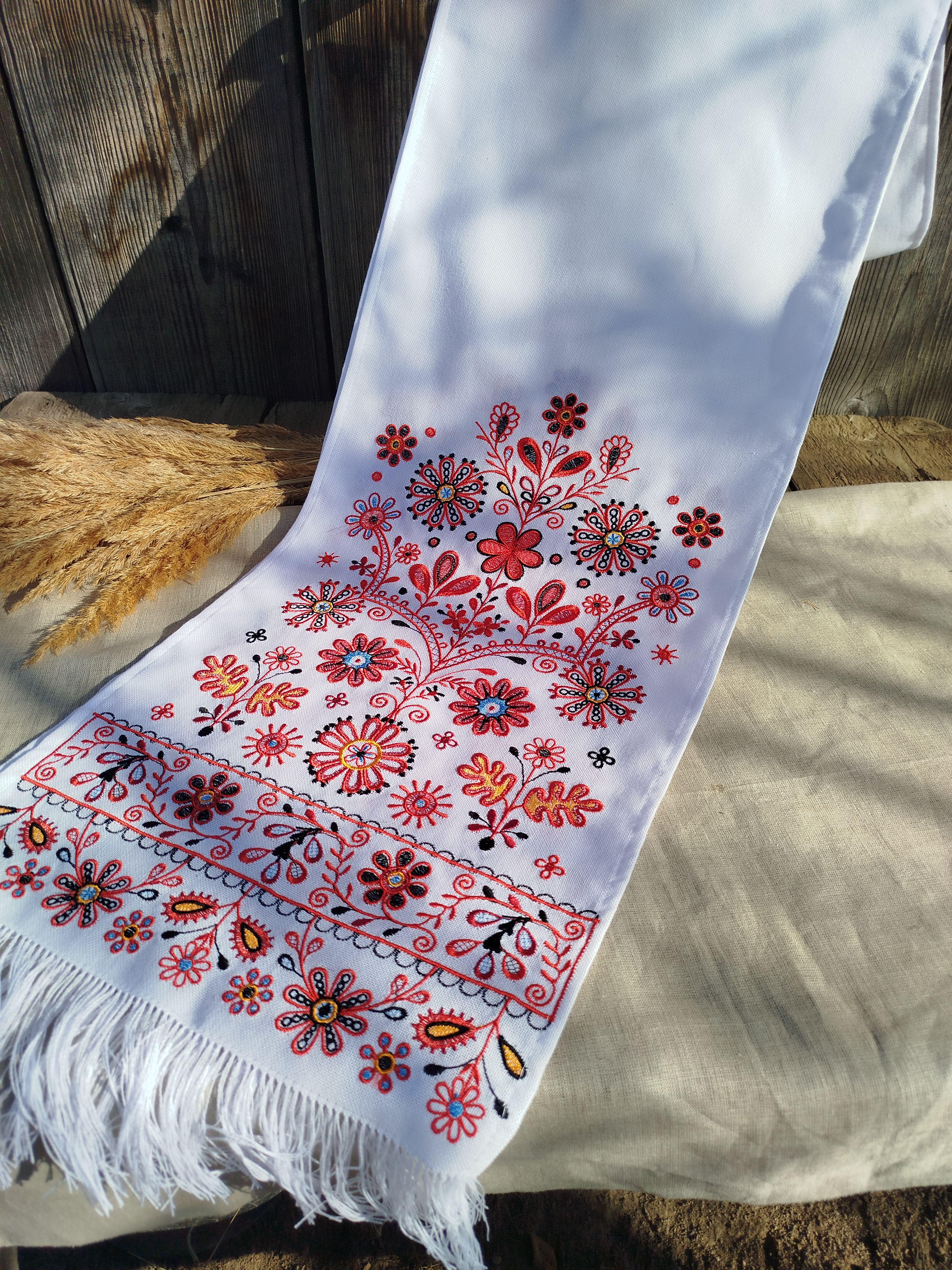 Рушник вишиваний на домотканому полотні (03218) - фото 10 Рушник вишиваний на домотканому полотні (03218) - фото 10