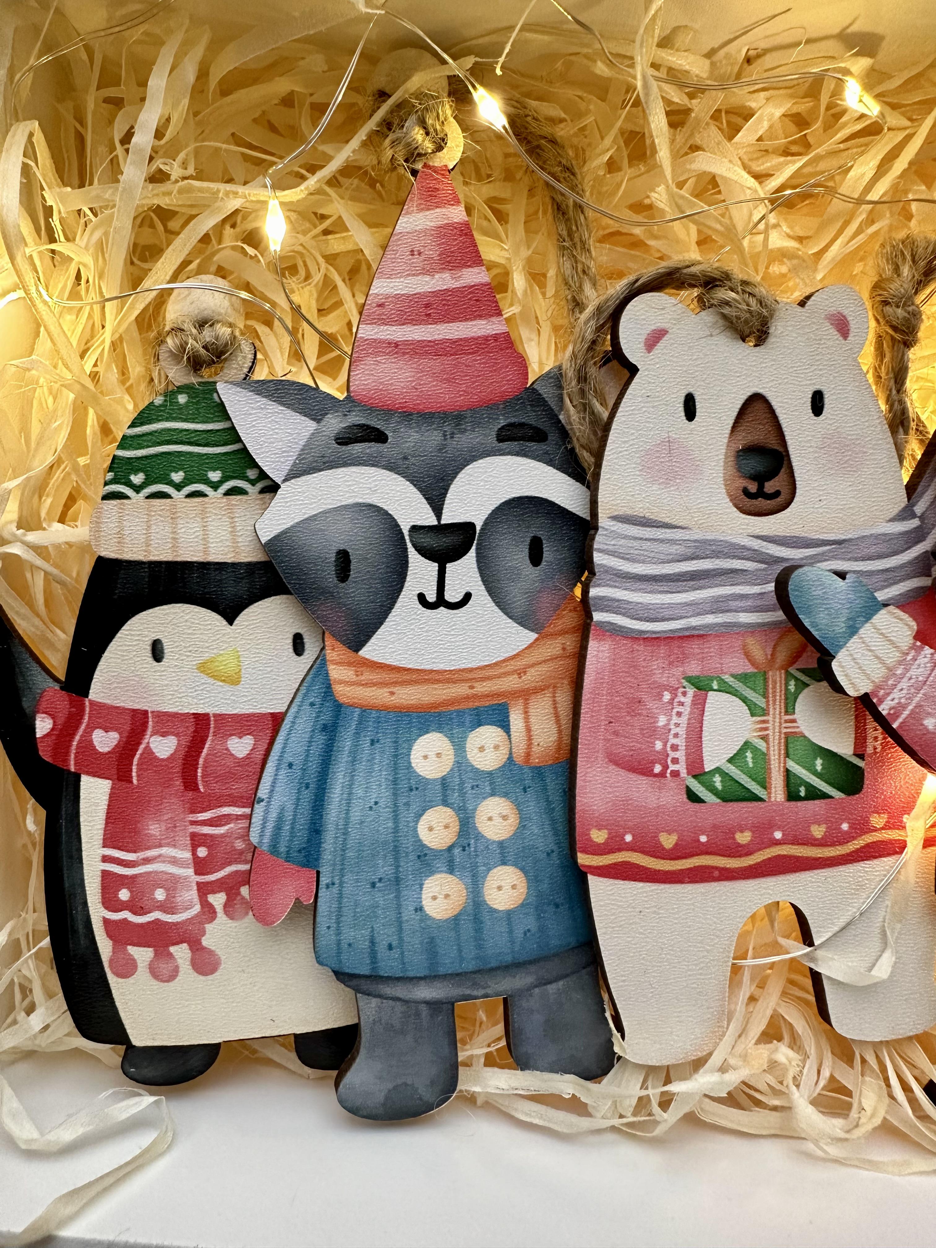 Набір новорічний з іграшками у святковій дерев'яній коробочці 5 шт. - фото 4 Набір новорічний з іграшками у святковій дерев'яній коробочці 5 шт. - фото 4