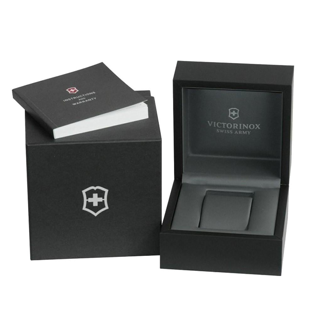 Наручний годинник чоловічий Victorinox Swiss Army Fieldforce Sport Chrono V241890 кварцевий Silver - фото 6 Наручний годинник чоловічий Victorinox Swiss Army Fieldforce Sport Chrono V241890 кварцевий Silver - фото 6