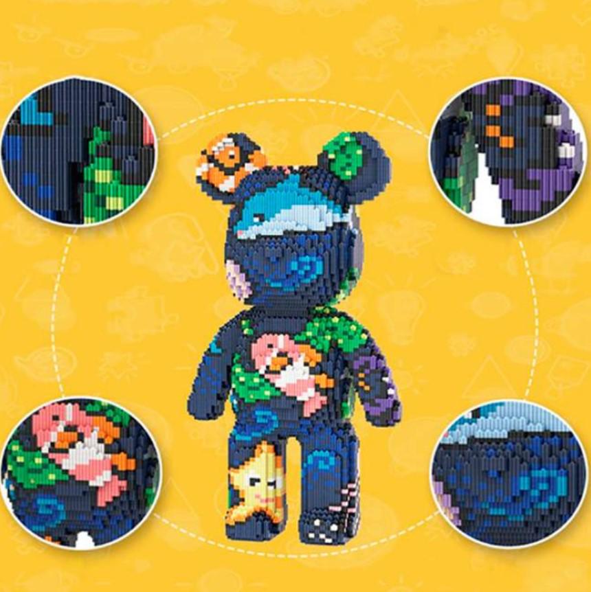 Конструктор Magic Blocks 3D Bearbrick Мишка Аквариум 30 см/1800 дет. (1000-ZB-130) - фото 3 Конструктор Magic Blocks 3D Bearbrick Мишка Аквариум 30 см/1800 дет. (1000-ZB-130) - фото 3